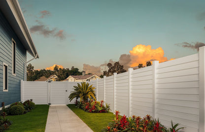 Seaside_Louvered Vinyl Fence_Catalyst